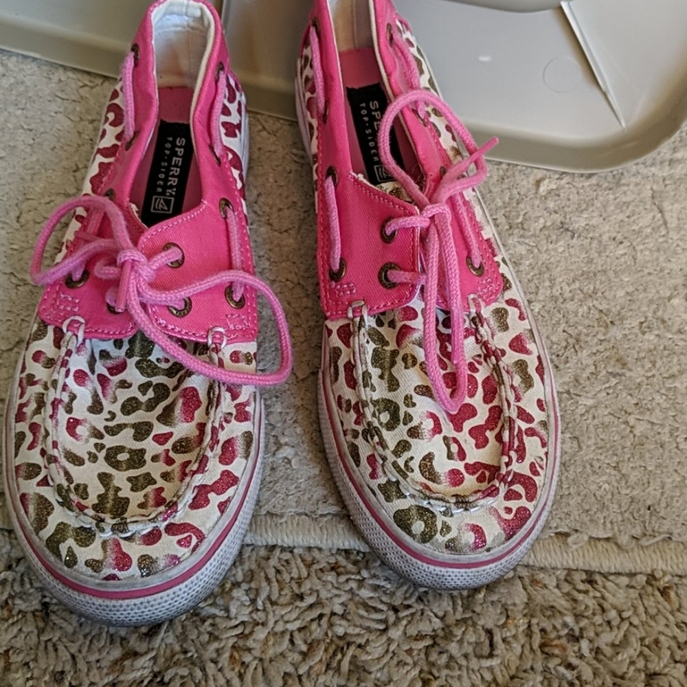 Sperry size 3.5 pink leopard slip ons